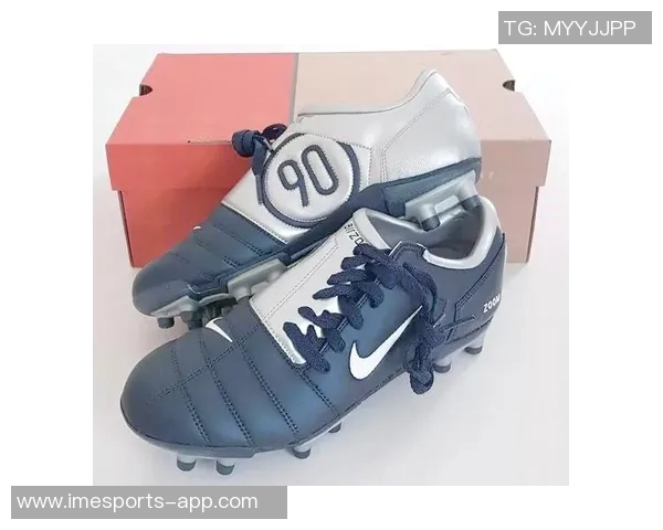 2025年球星实战足球鞋十大排名揭晓 精选顶级性能与舒适性鞋款推荐