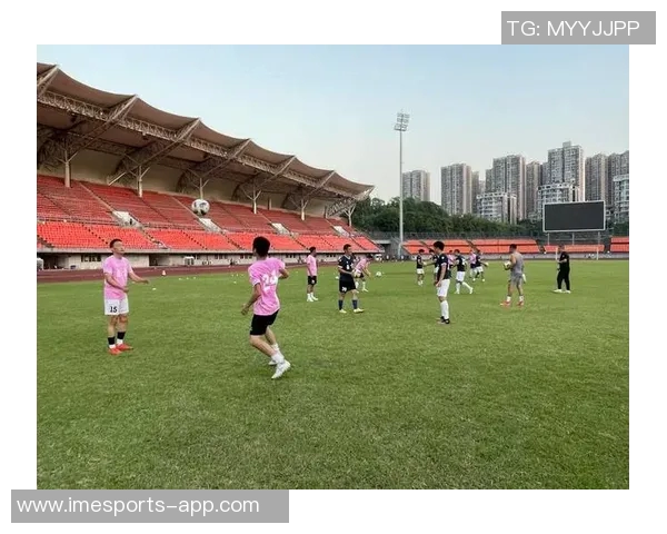 四川自贡足球明星人物盘点与发展历程分析